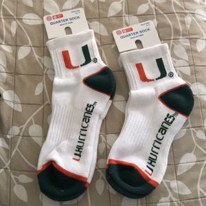 Collegiate ankle socks